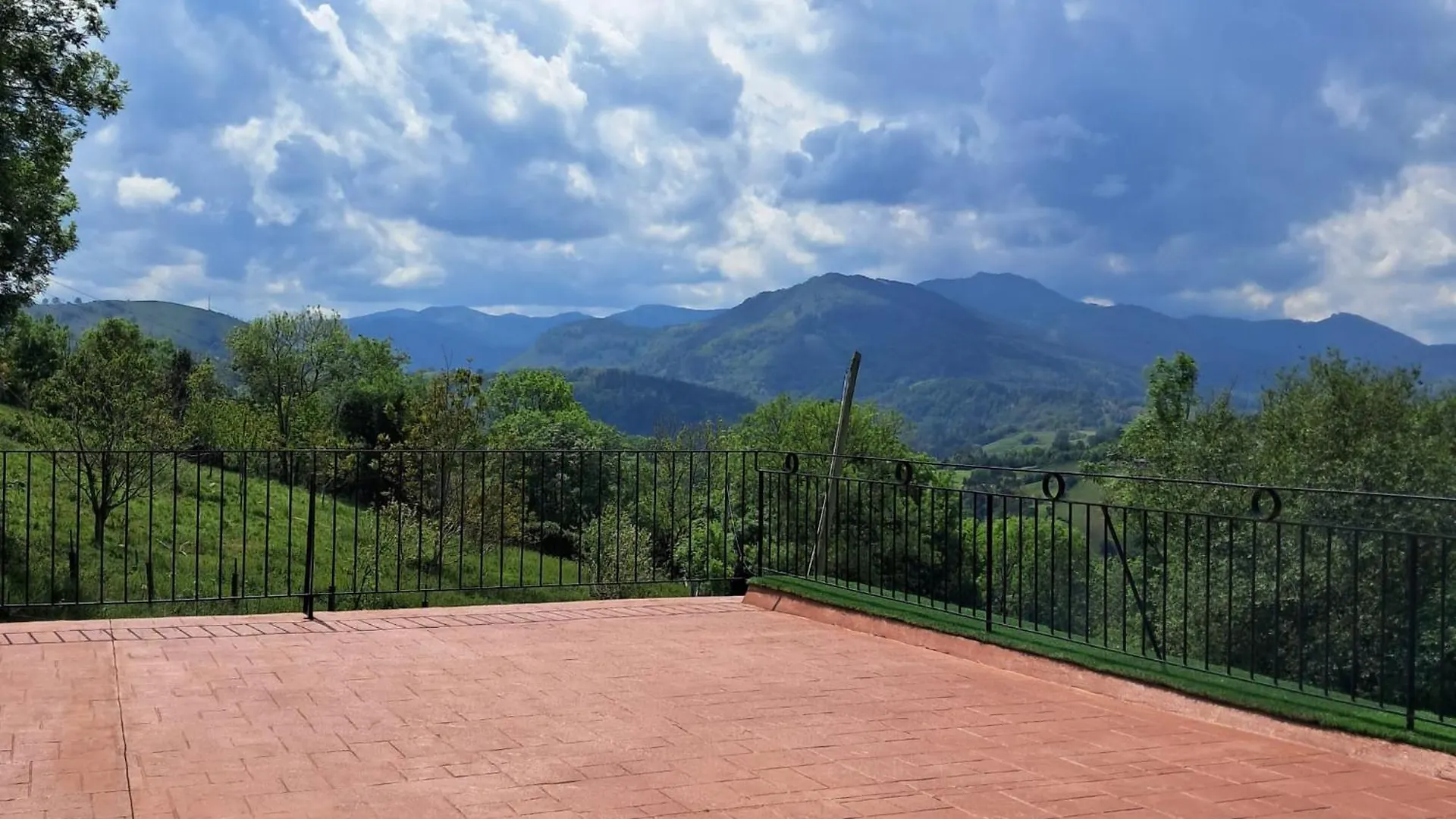 Country house Agroturismo Artola Astigarraga