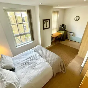 https://167-wilmot-street.brighton-hotels-england.com